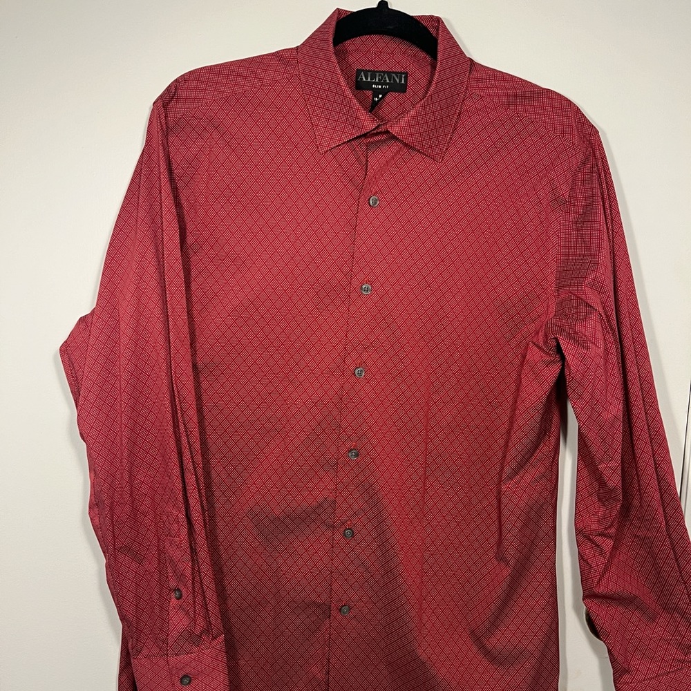 Alfini   Slim fit men’s dress shirt            USA Size. 15 1/2. Sleeves 32-33